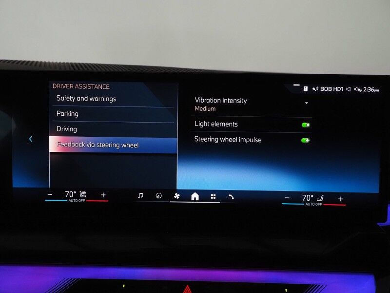 2025 BMW i5 eDrive40 Sedan *M SPORT PKG, DRIVING ASSIST PRO PKG, HEADS-UP DISPLAY, NAVIGATION, ADAPTIVE CRUISE, SAFETY ALERTS, MOONROOF, HEATED SEATS/STEERING, FULL LED LIGHTS, 20 INCH WHEELS, BOWERS & WILKINS, ANDROID & APPLE Round Rock TX