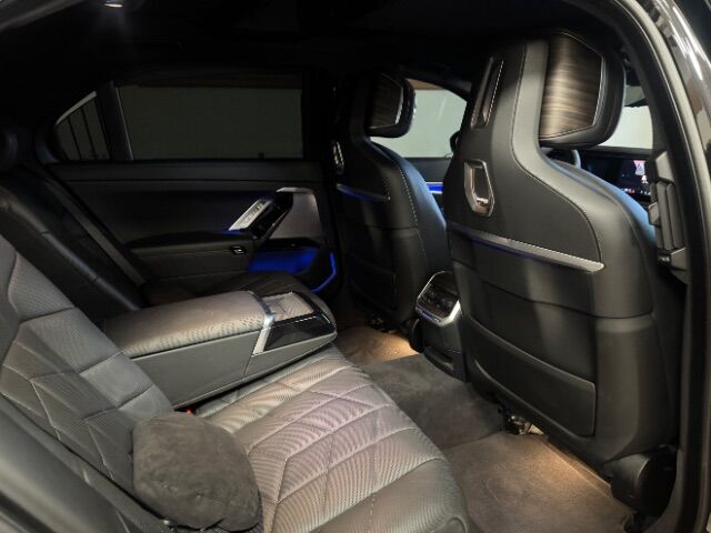 2025 BMW i7 xDrive60 Charlotte NC