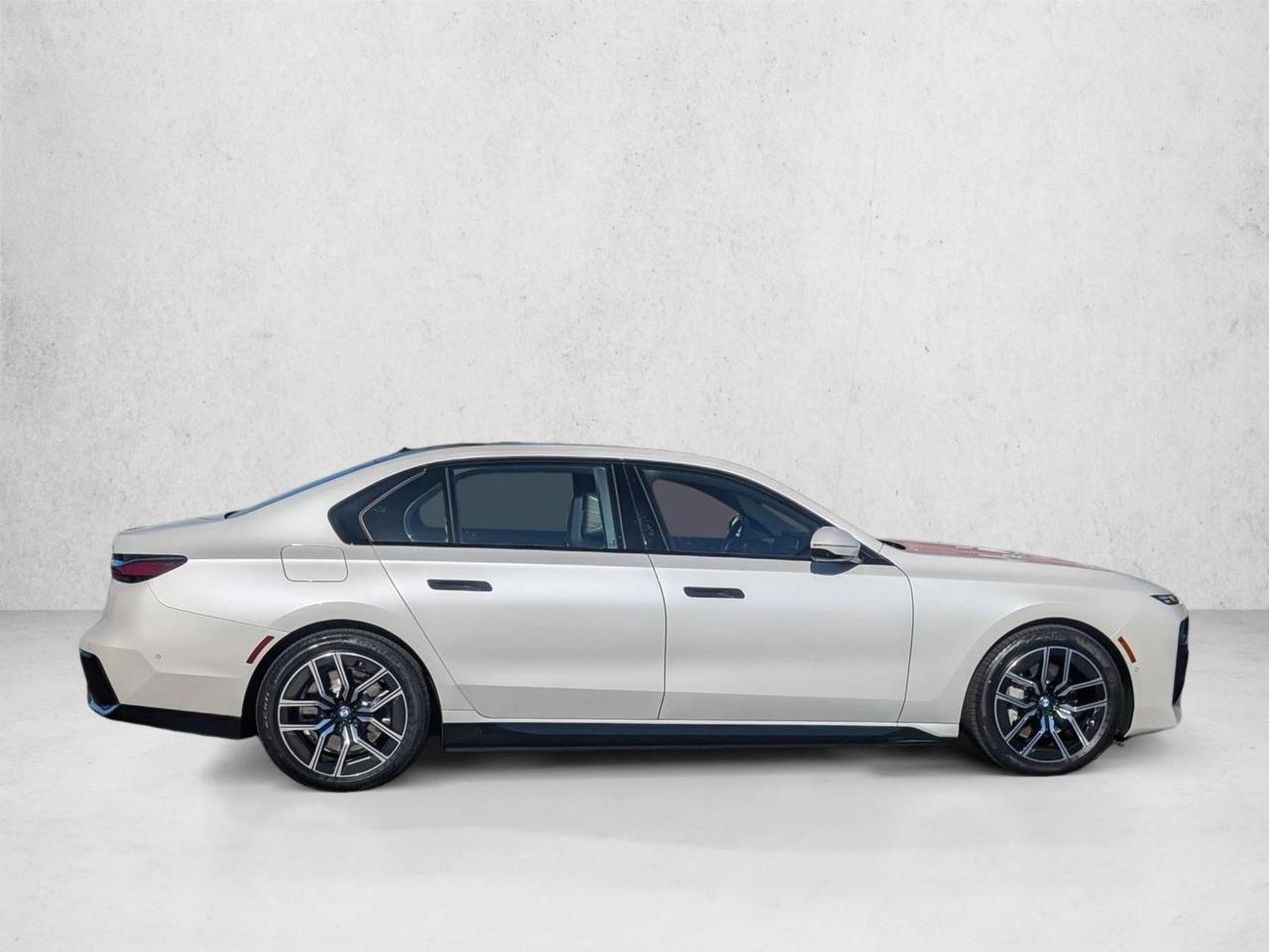 2025 BMW i7 xDrive60 Roseville CA