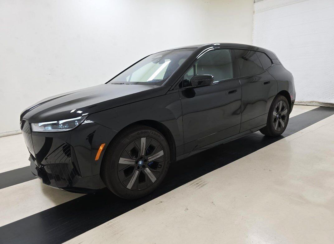 2025 BMW iX xDrive50 Sport Package Head-Up Display Portland OR