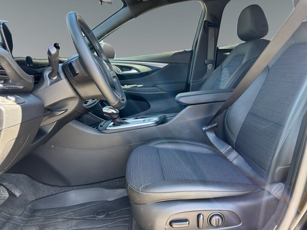 2025 BUICK ENVISTA PREFERRED Toledo OH