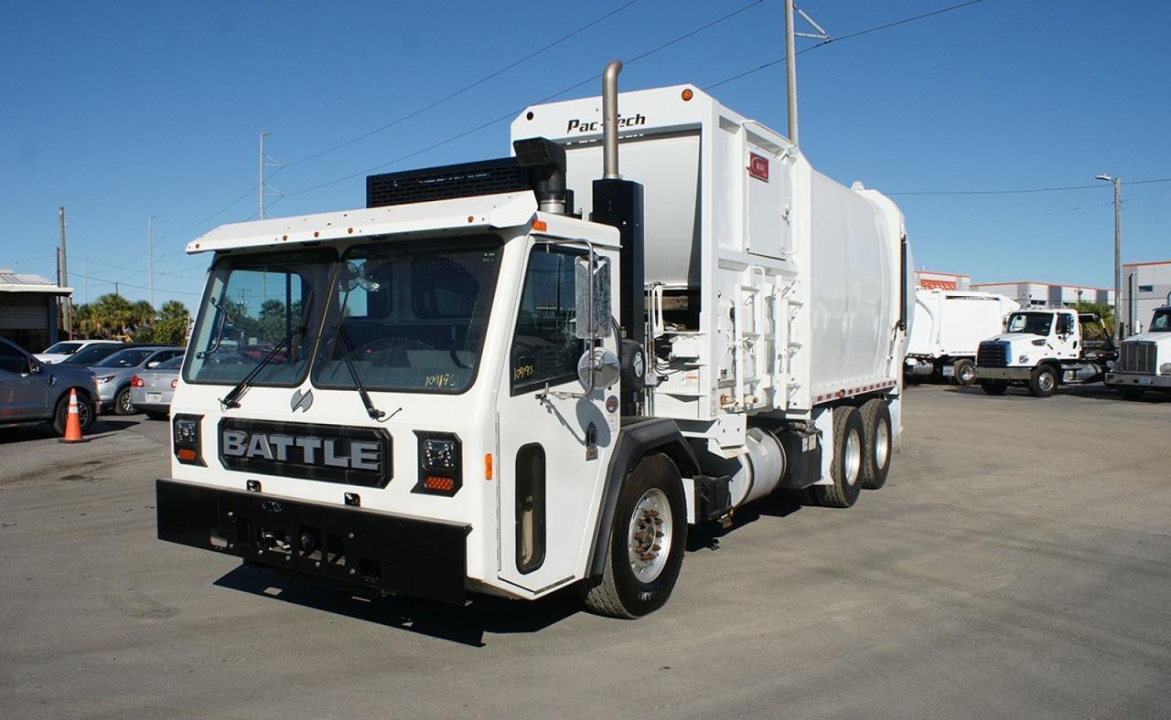 2025 Battle Motors LET 2 31 Yard Pac Tech Side Loader Garbage Truck Tampa FL