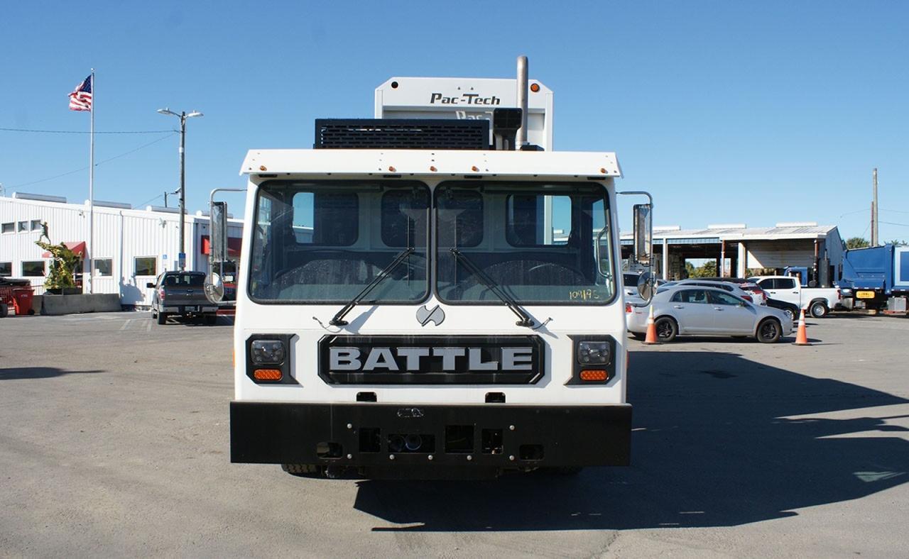 2025 Battle Motors LET 2 31 Yard Pac Tech Side Loader Garbage Truck Tampa FL