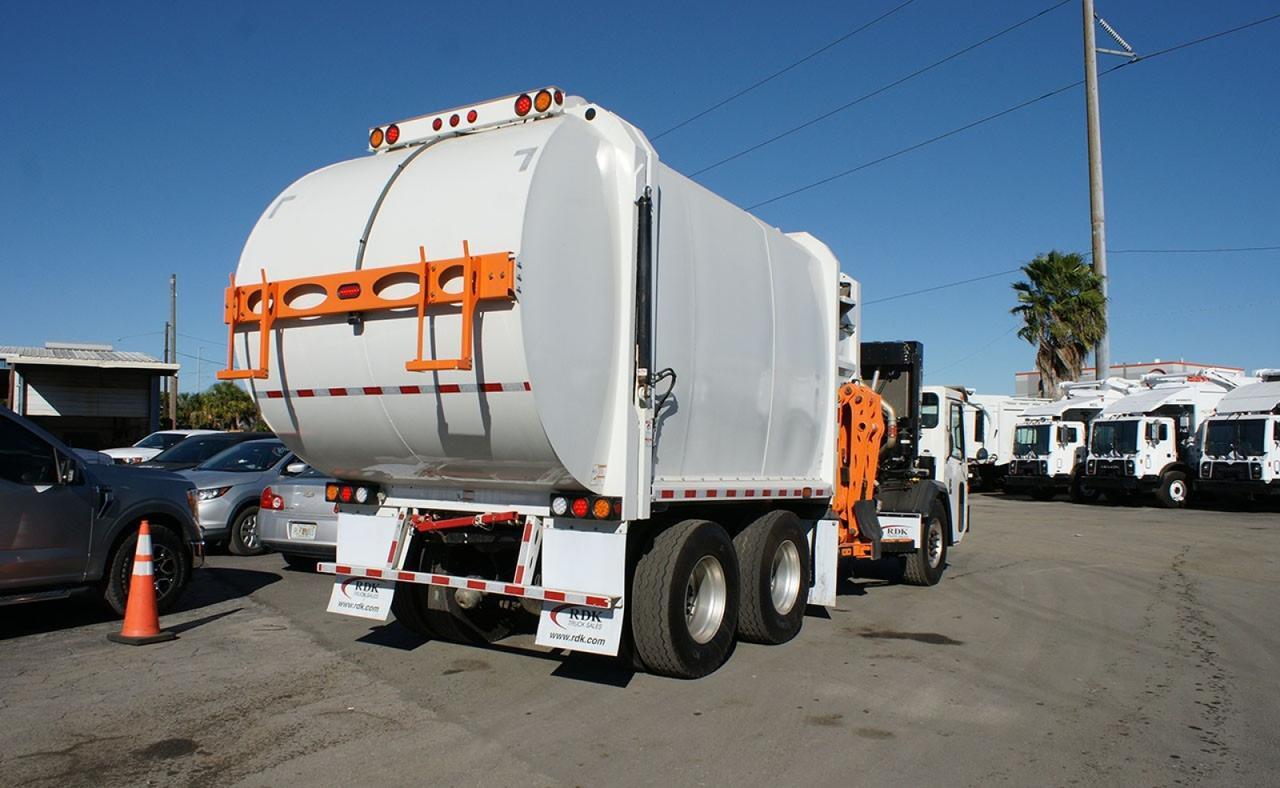 2025 Battle Motors LET 2 31 Yard Pac Tech Side Loader Garbage Truck Tampa FL