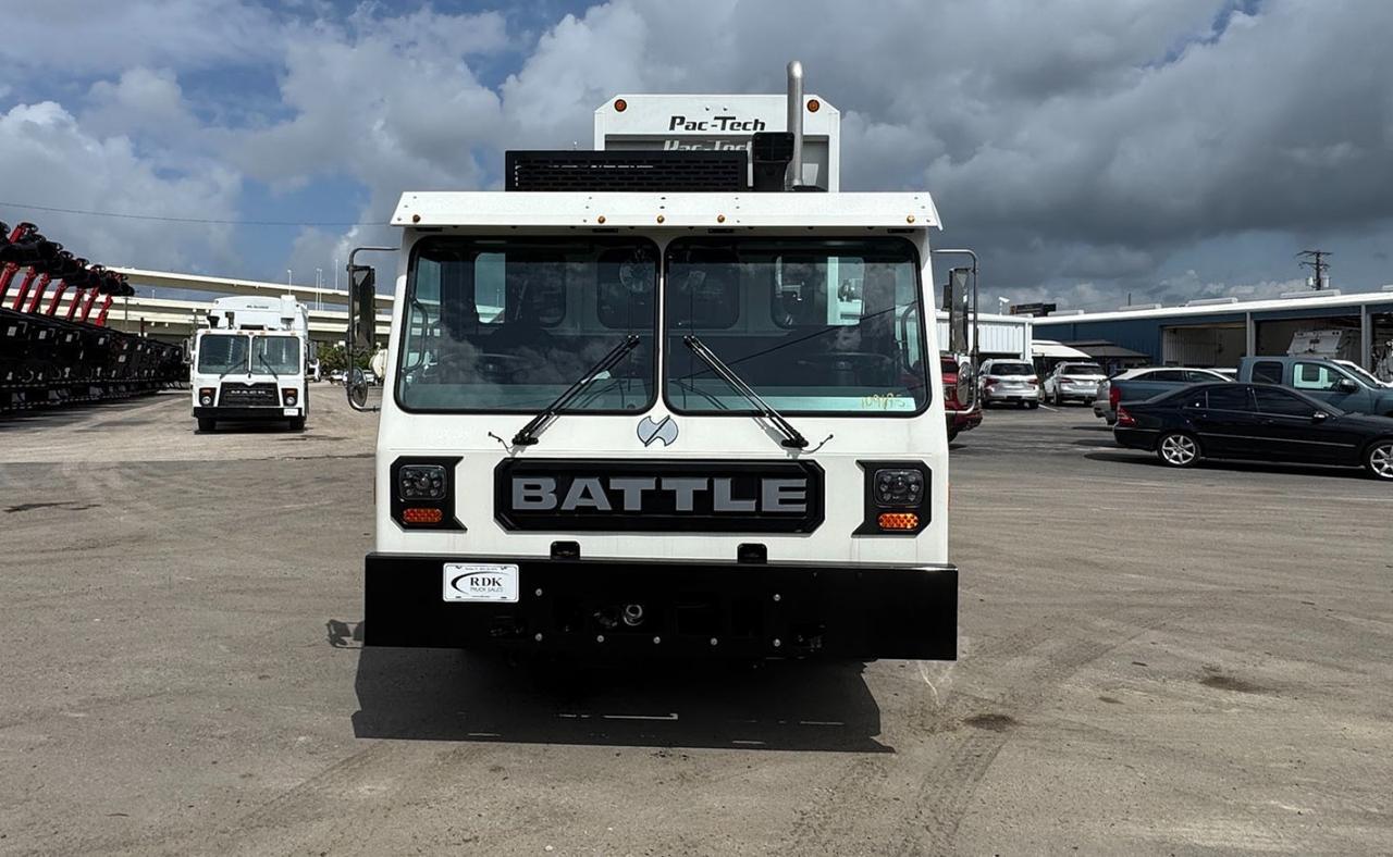 2025 Battle Motors LET 2 31 Yard Pac Tech Side Loader Garbage Truck Tampa FL