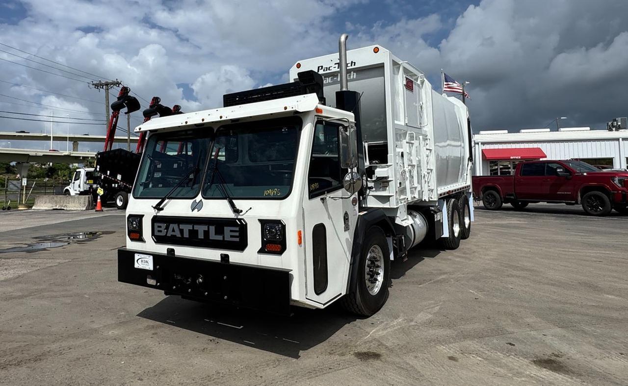 2025 Battle Motors LET 2 31 Yard Pac Tech Side Loader Garbage Truck Tampa FL