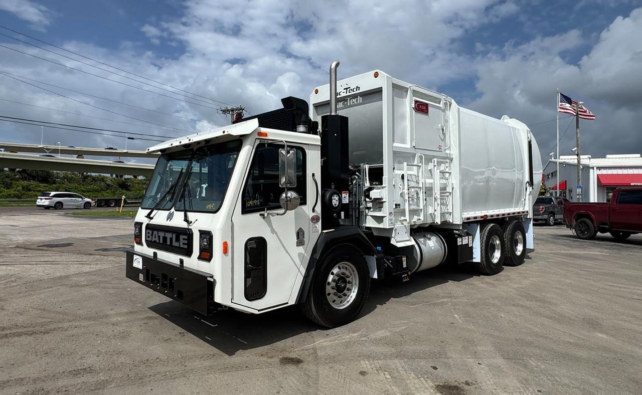 2025 Battle Motors LET 2 31 Yard Pac Tech Side Loader Garbage Truck Tampa FL