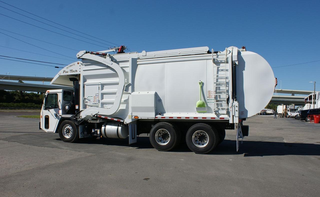 2025 Battle Motors LET 2 40 - 43 Yard Pac Tech Front Loader Garbage Truck Tampa FL