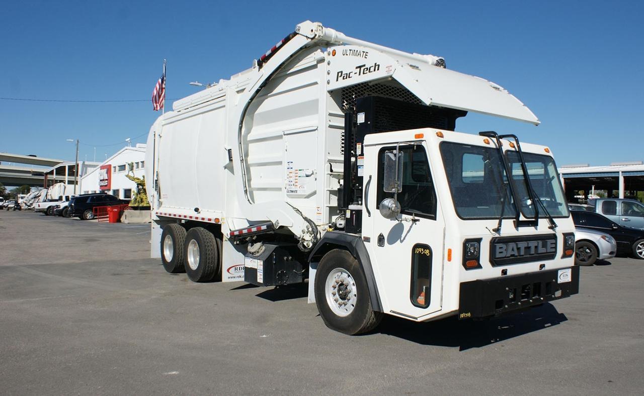 2025 Battle Motors LET 2 40 - 43 Yard Pac Tech Front Loader Garbage Truck