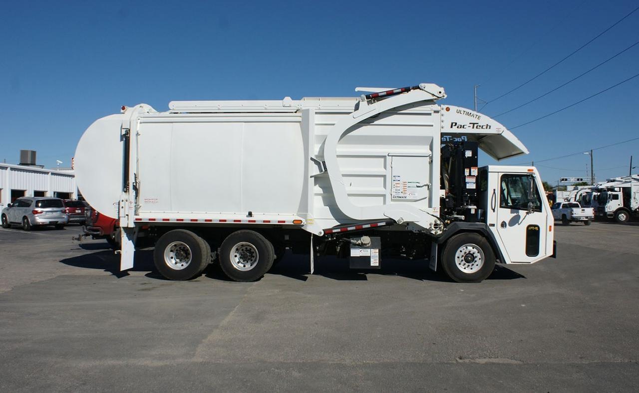 2025 Battle Motors LET 2 40 - 43 Yard Pac Tech Front Loader Garbage Truck Tampa FL