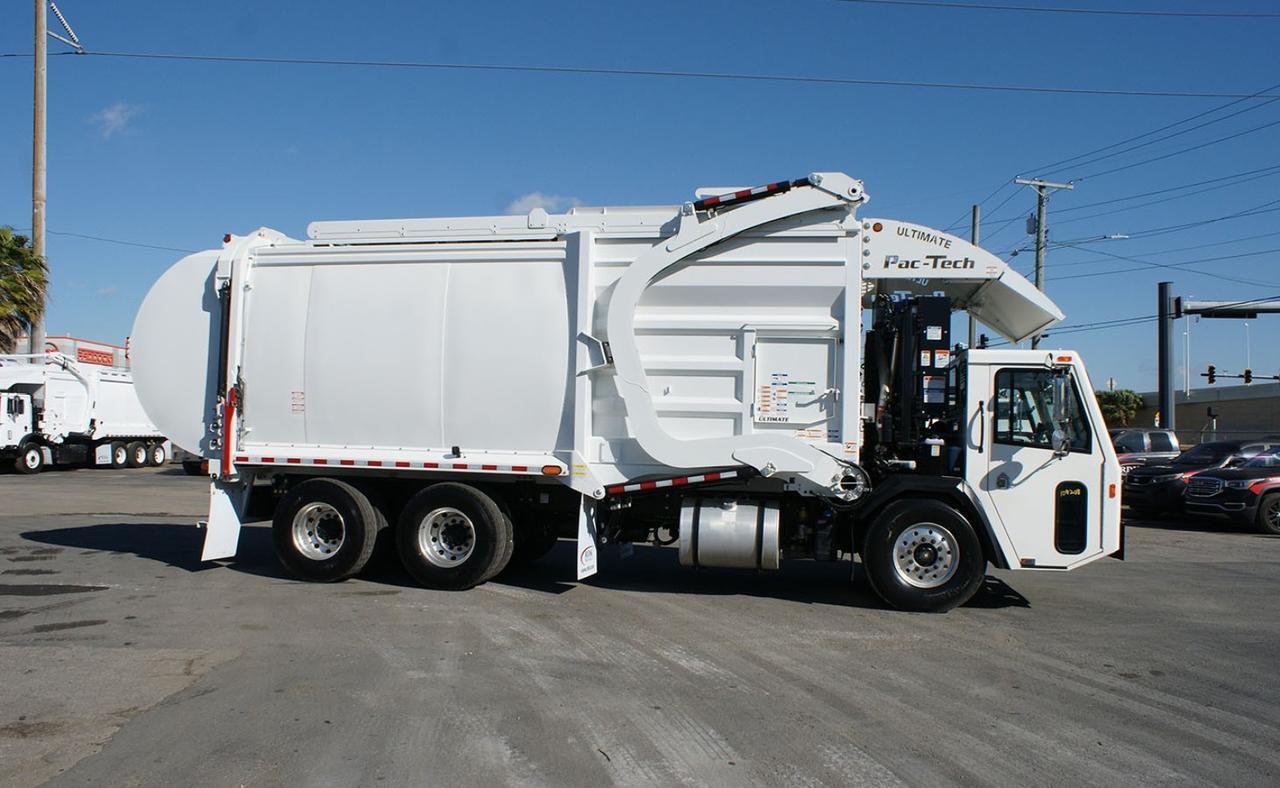 2025 Battle Motors LET 2 40 - 43 Yard Pac Tech Front Loader Garbage Truck