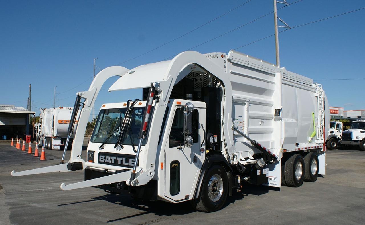 2025 Battle Motors LET 2 40 - 43 Yard Pac Tech Front Loader Garbage Truck