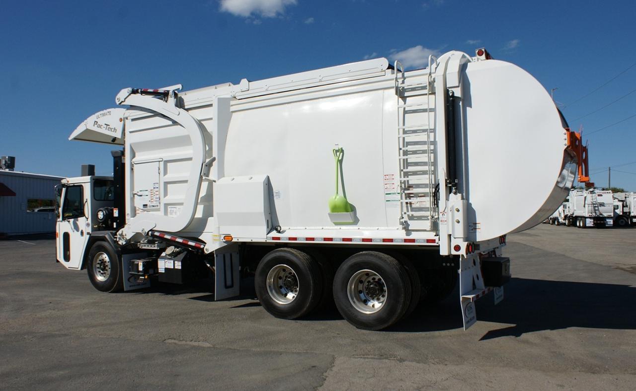 2025 Battle Motors LET2 40 - 43 Yard Pac Tech Ultimate Front Loader Garbage Truck Tampa FL