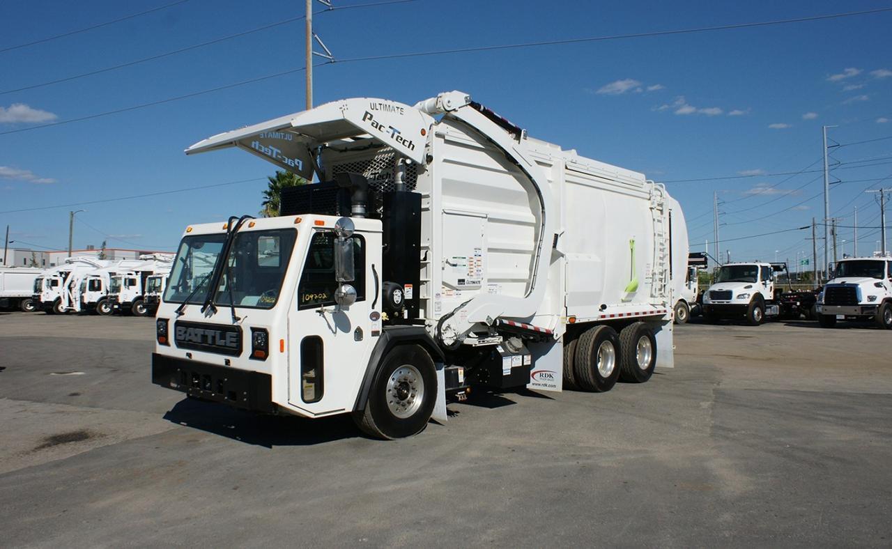 2025 Battle Motors LET2 40 - 43 Yard Pac Tech Ultimate Front Loader Garbage Truck
