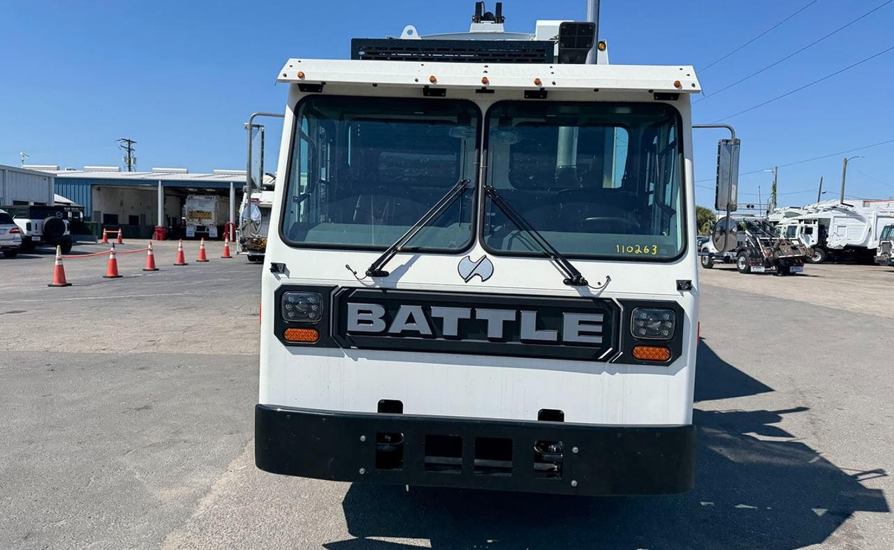 2025 Battle Motors STRIKER 20 yard Pac-Mac Rear Loader Garbage Truck Tampa FL