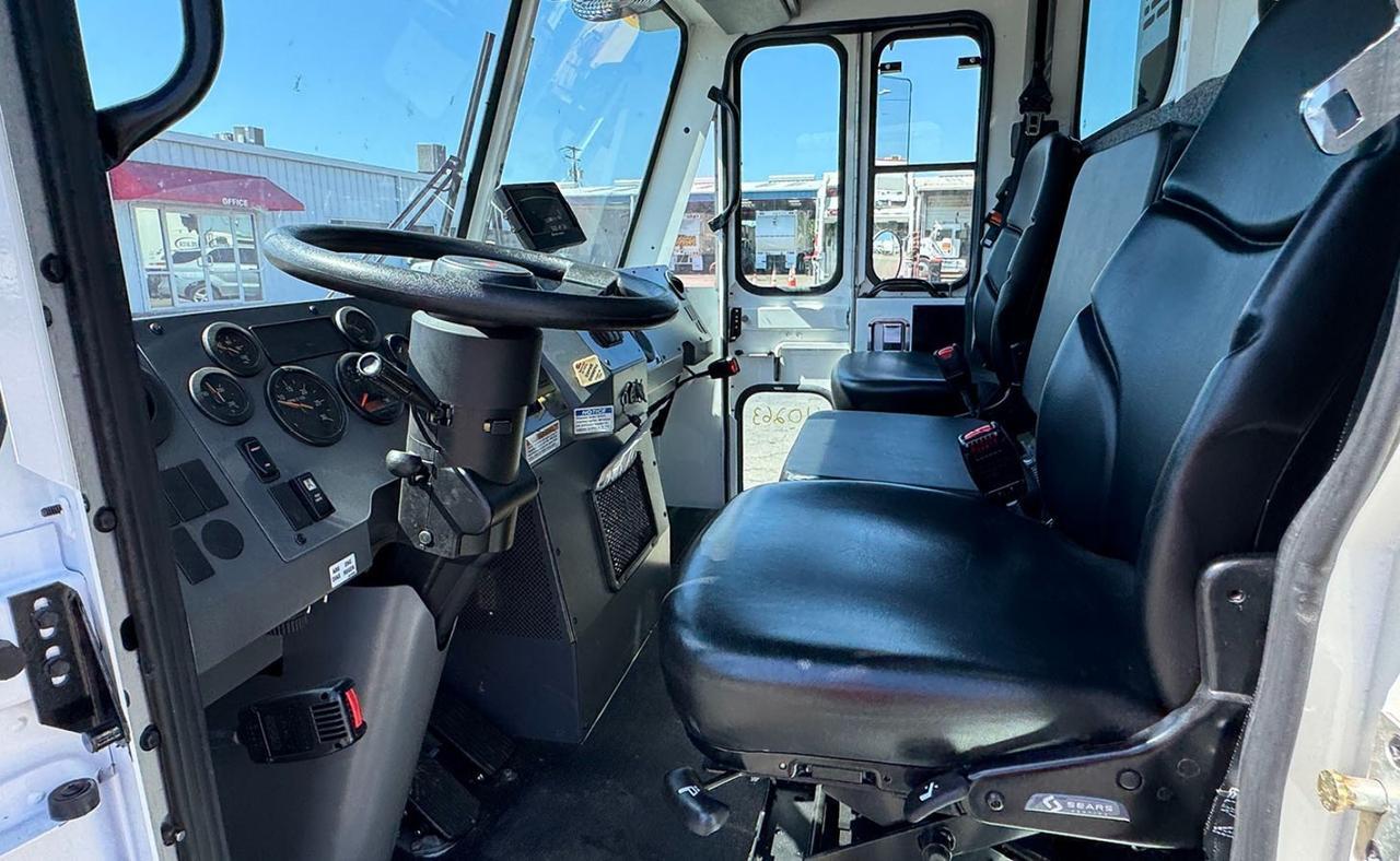 2025 Battle Motors STRIKER 20 yard Pac-Mac Rear Loader Garbage Truck Tampa FL