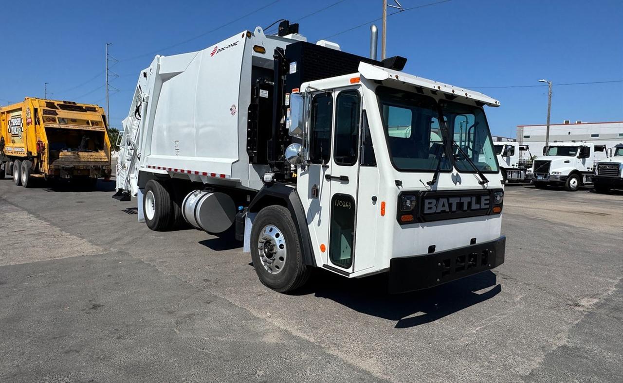 2025 Battle Motors STRIKER 20 yard Pac-Mac Rear Loader Garbage Truck Tampa FL