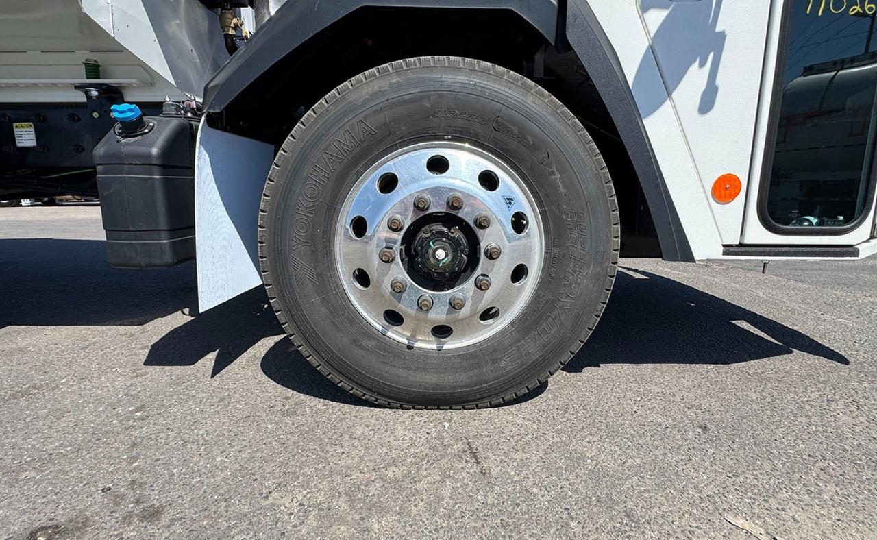 2025 Battle Motors STRIKER 20 yard Pac-Mac Rear Loader Garbage Truck Tampa FL