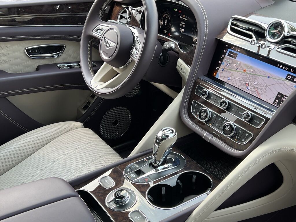2025 Bentley Bentayga Azure