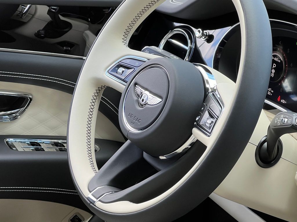 2025 Bentley Bentayga Azure Indianapolis IN