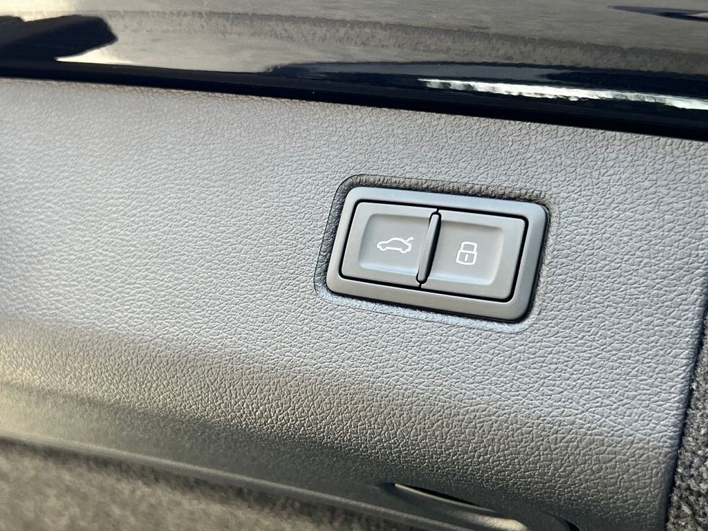 2025 Bentley Bentayga Azure Indianapolis IN