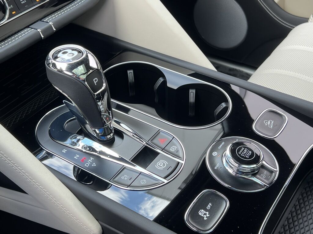 2025 Bentley Bentayga Azure Indianapolis IN