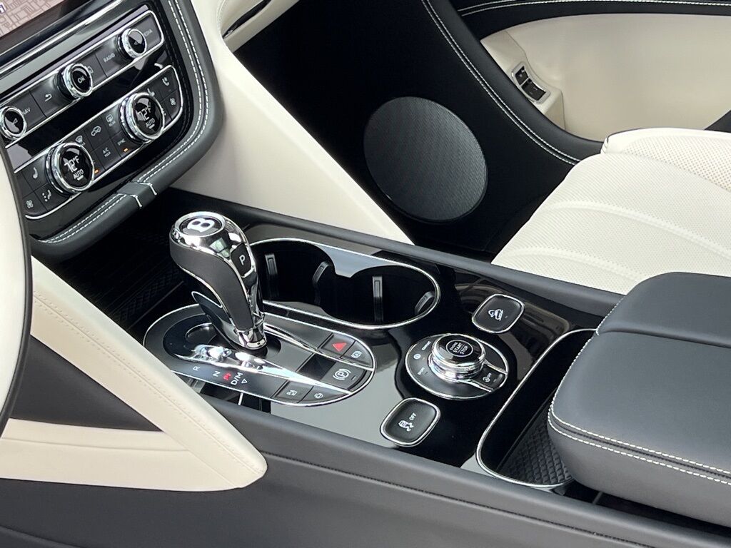 2025 Bentley Bentayga Azure Indianapolis IN