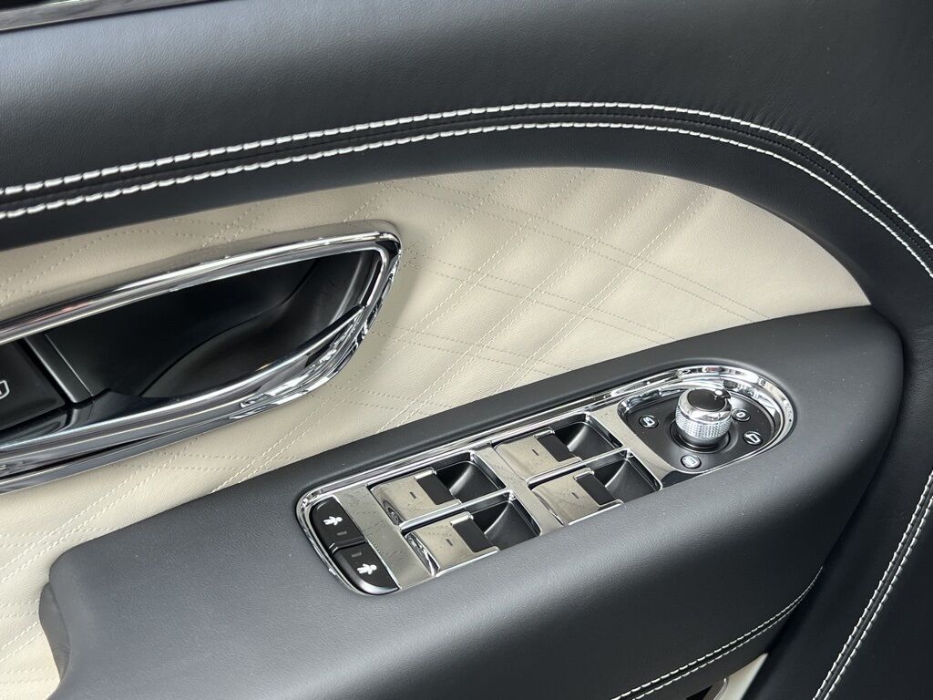 2025 Bentley Bentayga Azure Indianapolis IN