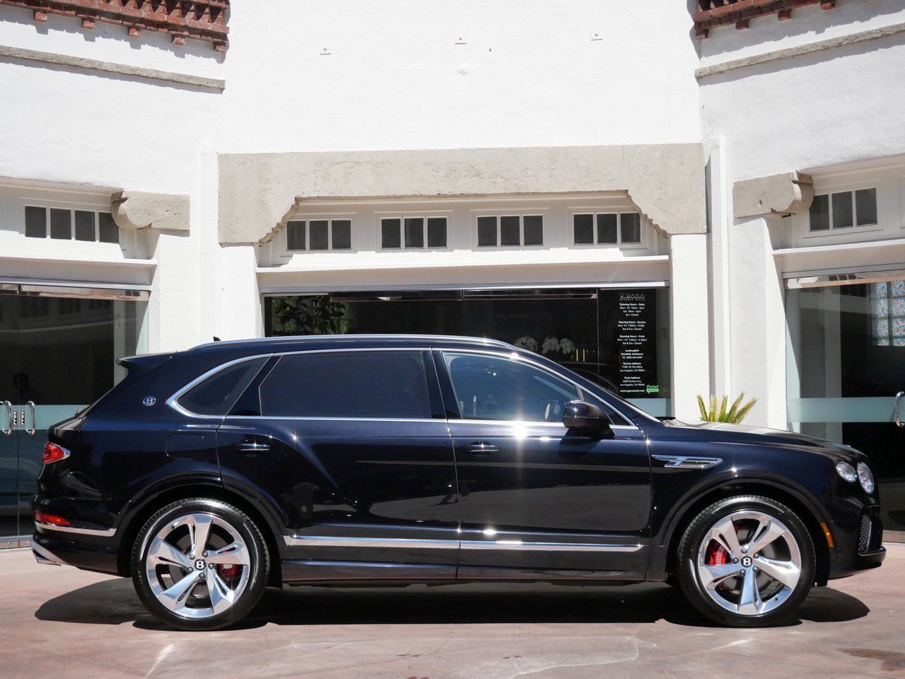 2025 Bentley Bentayga EWB Lawrence KS