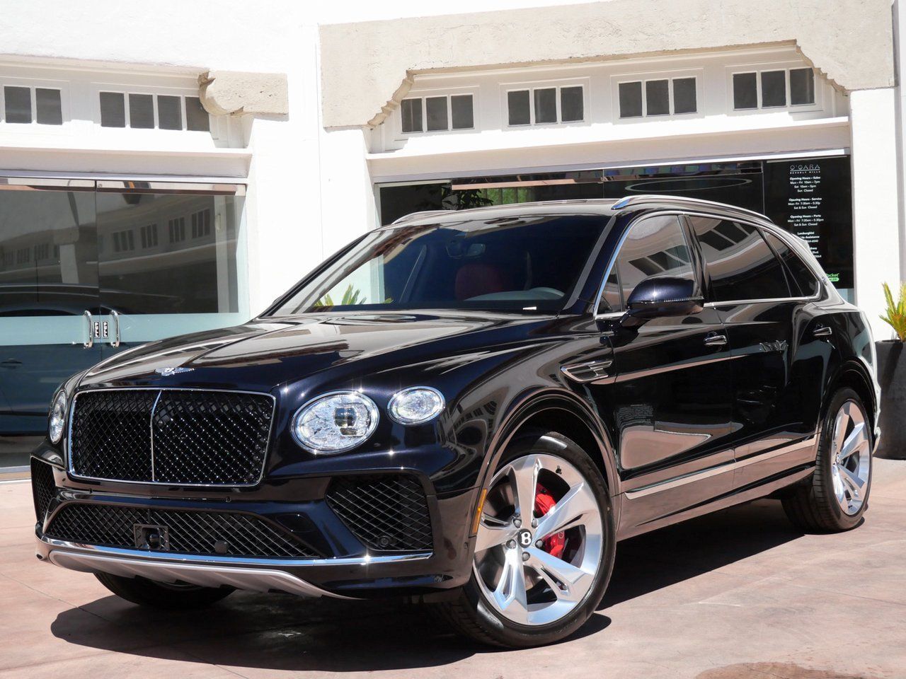 2025 Bentley Bentayga EWB Lawrence KS