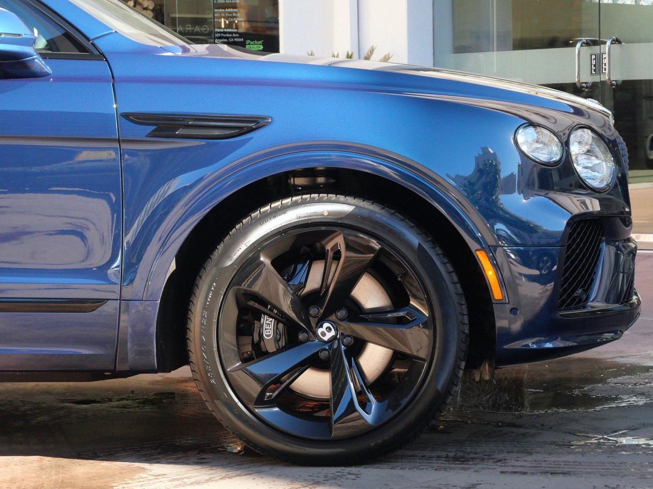 2025 Bentley Bentayga EWB Lawrence KS