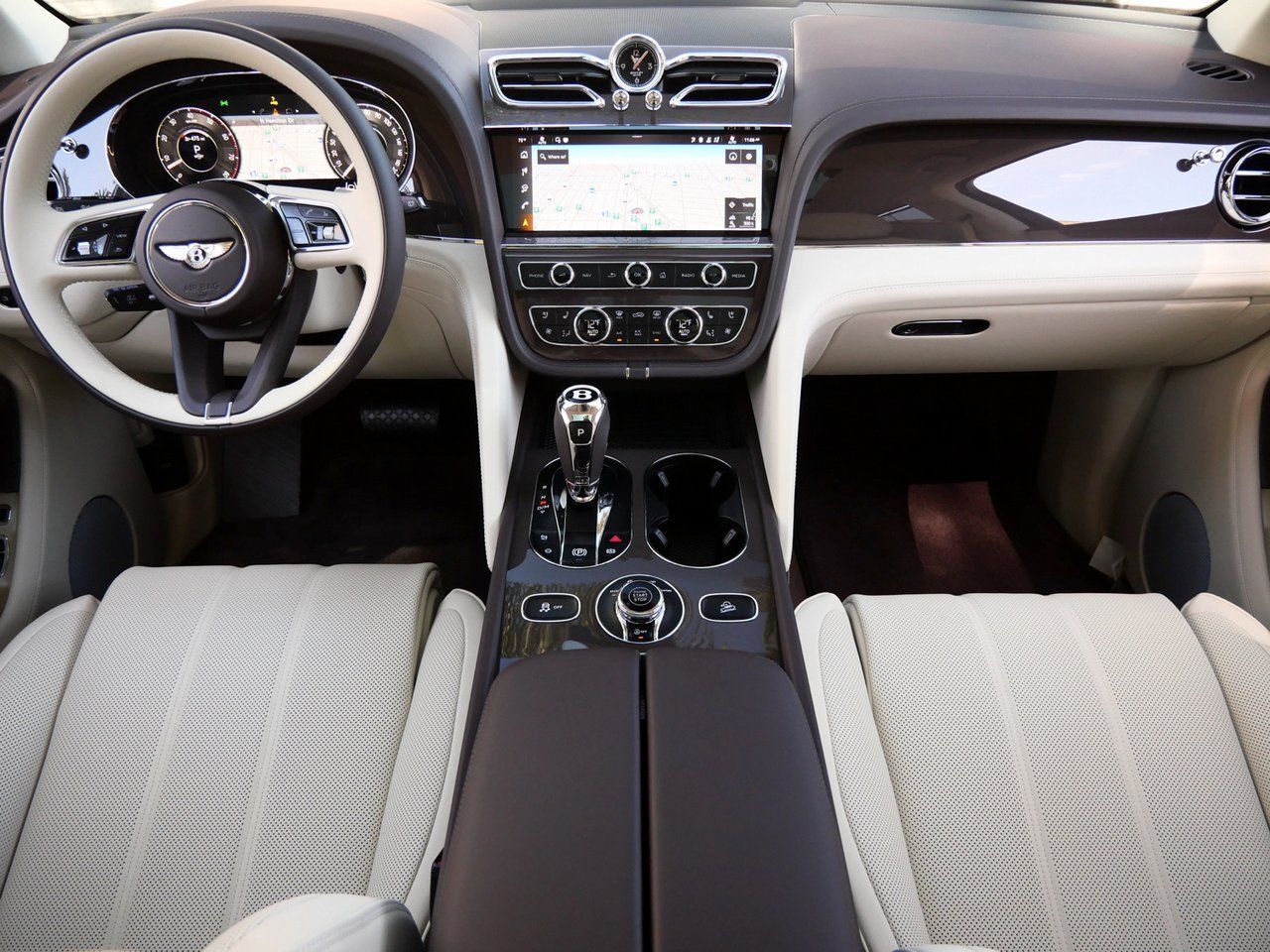 2025 Bentley Bentayga EWB Lawrence KS