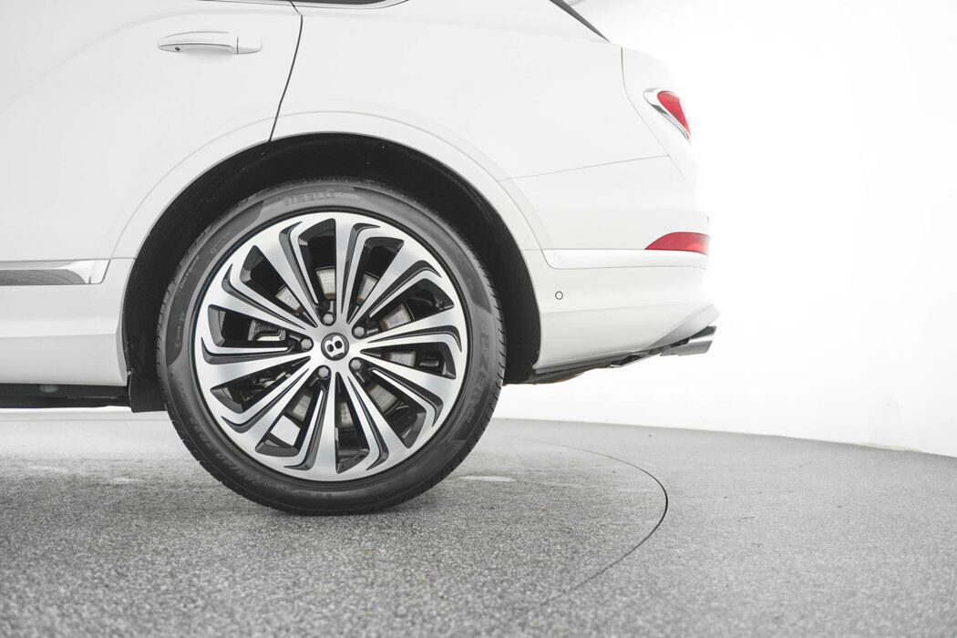 2025 Bentley Bentayga EWB Azure Bellevue WA