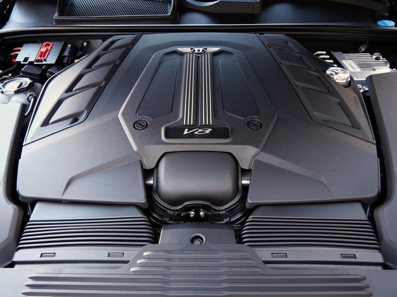 2025 Bentley Bentayga EWB Mulliner Mulliner Lawrence KS