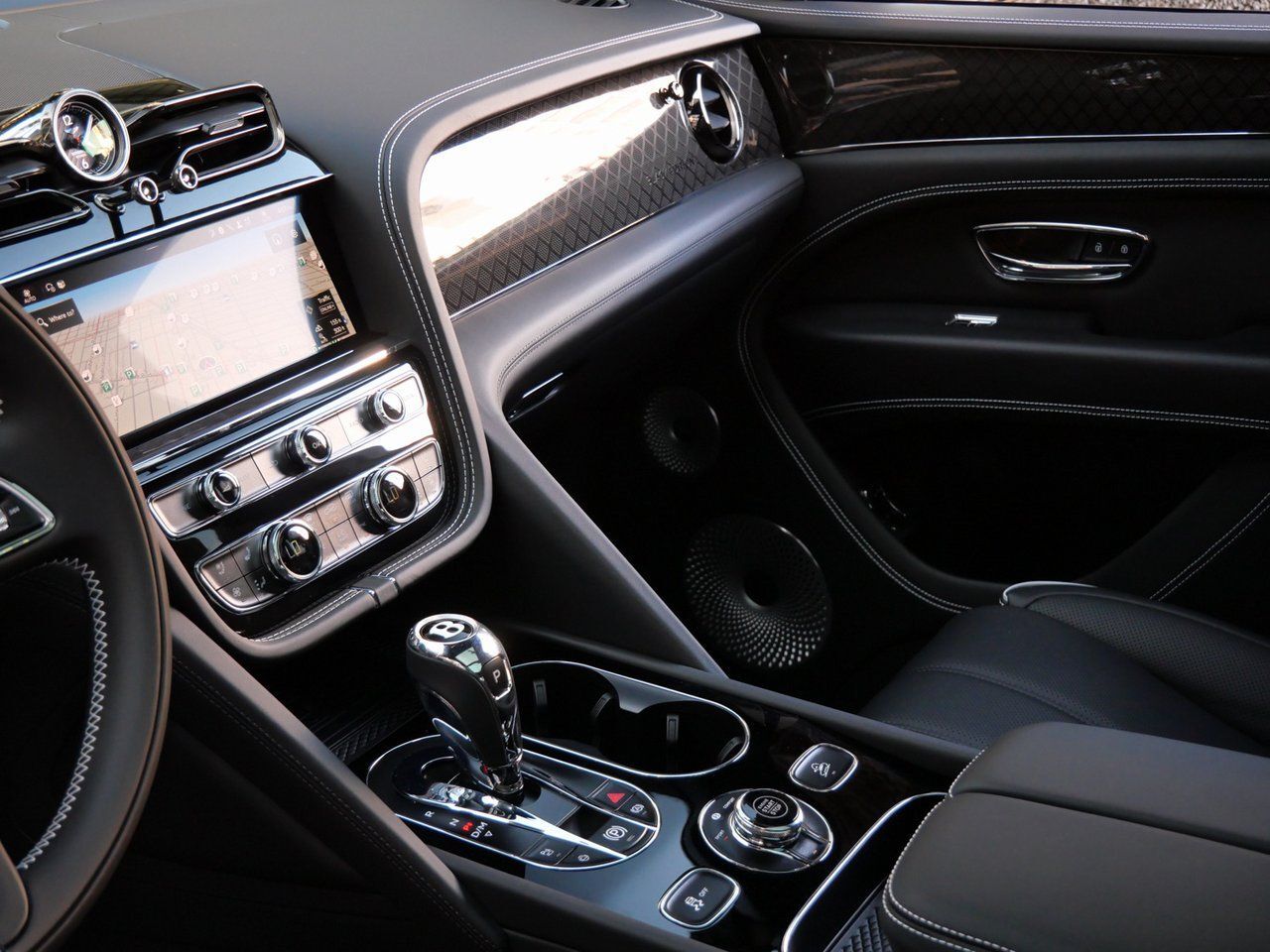 2025 Bentley Bentayga S Black Edition S Black Edition Lawrence KS