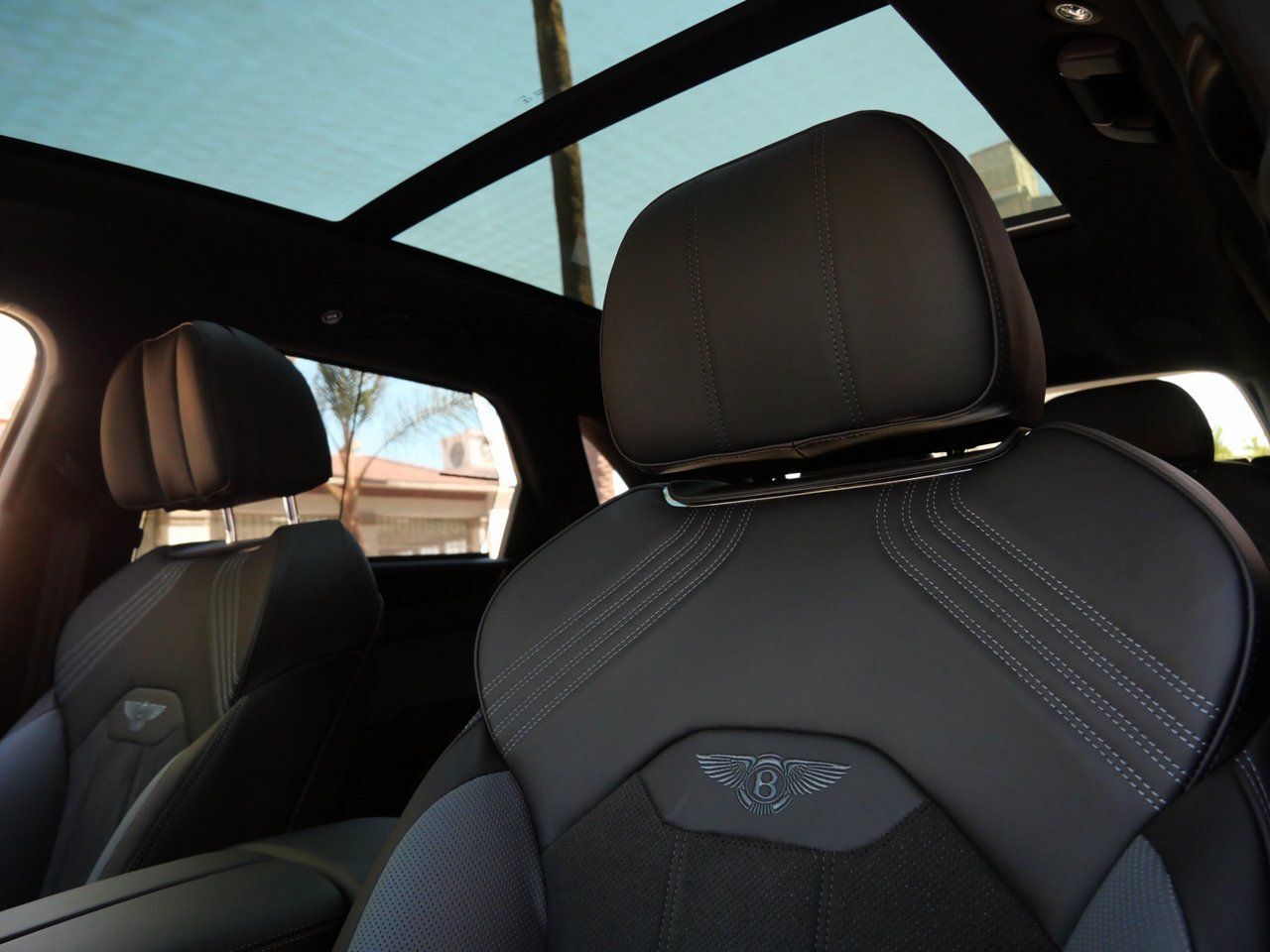 2025 Bentley Bentayga S S Lawrence KS