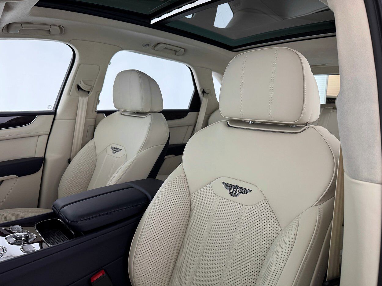2025 Bentley Bentayga V8 Bellevue WA