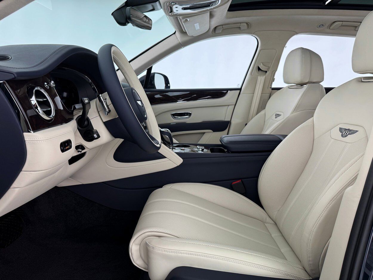 2025 Bentley Bentayga V8 Bellevue WA