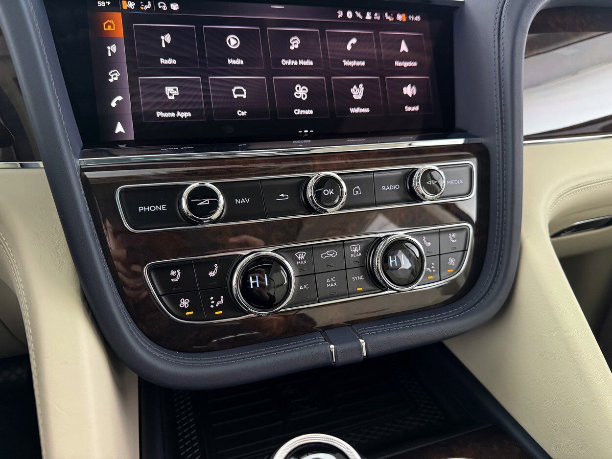 2025 Bentley Bentayga V8 Bellevue WA