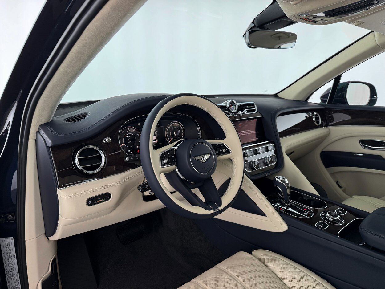 2025 Bentley Bentayga V8 Bellevue WA