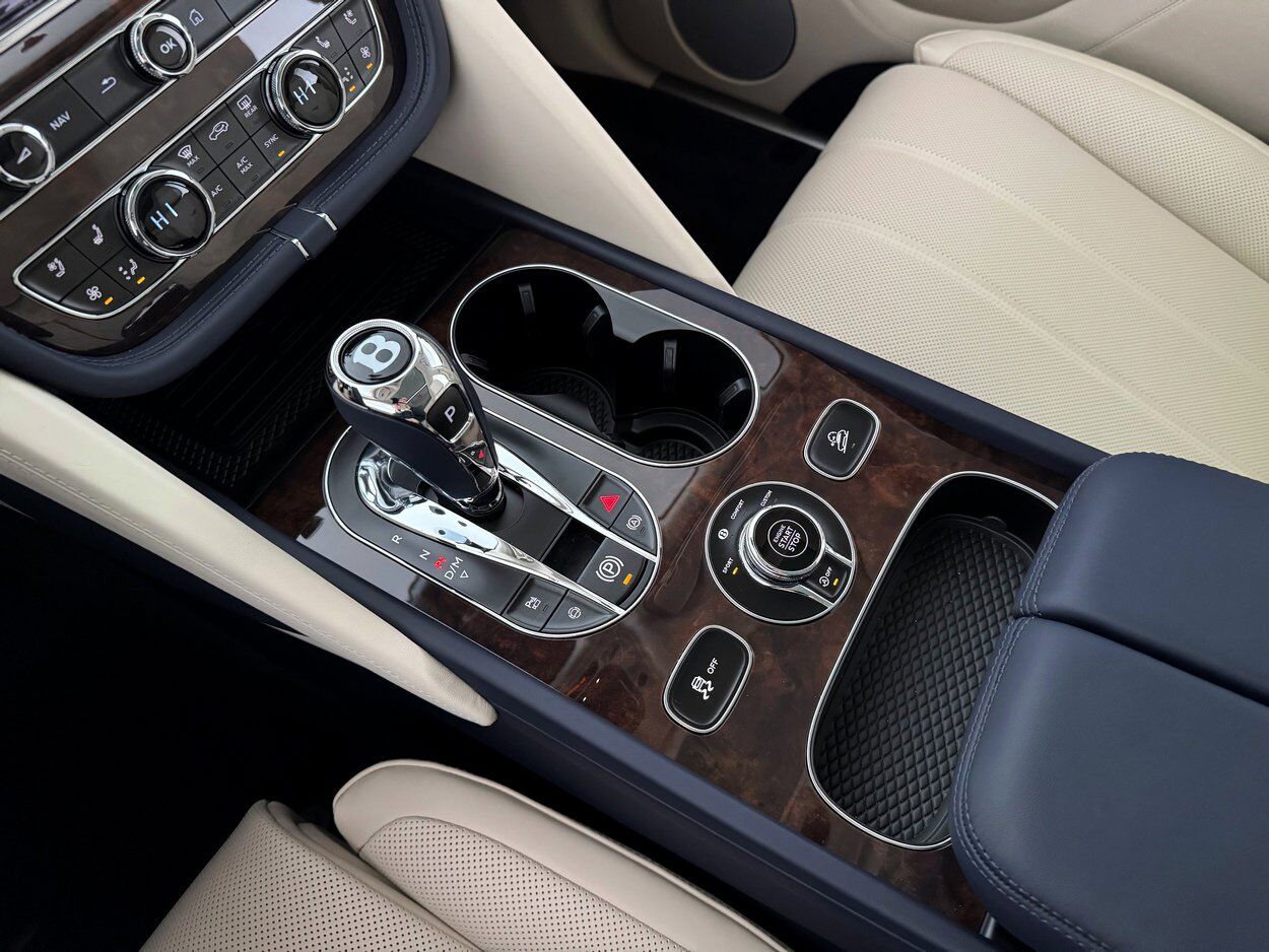 2025 Bentley Bentayga V8 Bellevue WA