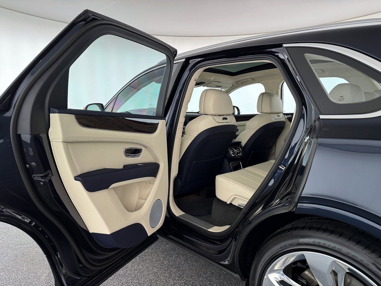 2025 Bentley Bentayga V8 Bellevue WA