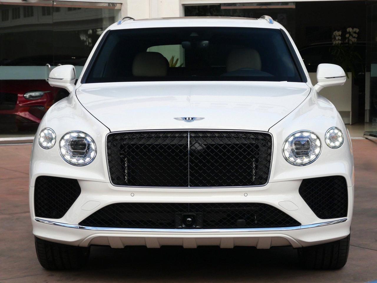 2025 Bentley Bentayga V8 V8 Lawrence KS