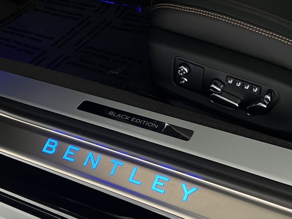 2025 Bentley Continental GT Black Edition photo 25