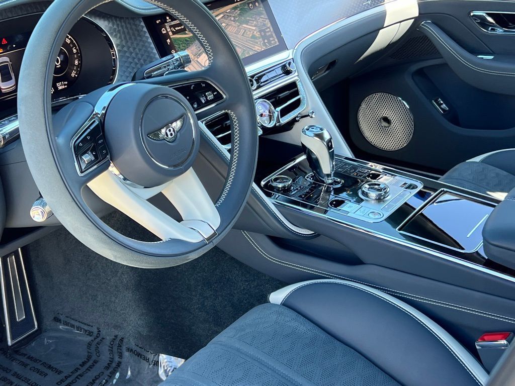 2025 Bentley Flying Spur Speed - Photo 17