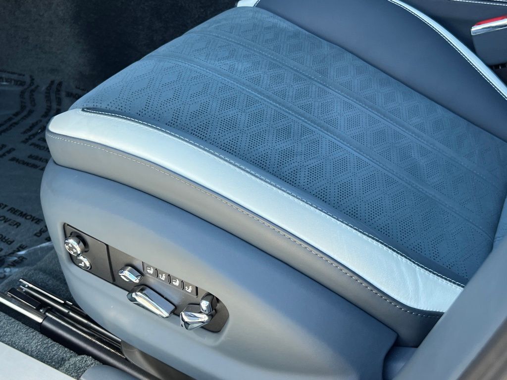2025 Bentley Flying Spur Speed - Photo 39