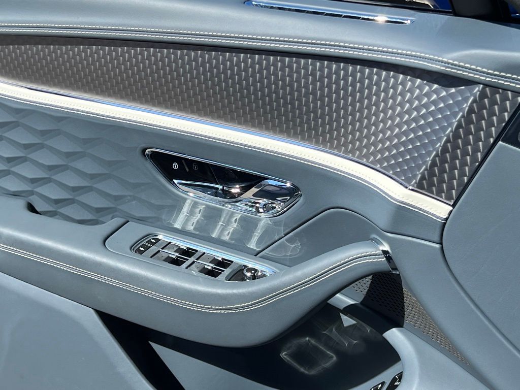 2025 Bentley Flying Spur Speed - Photo 36