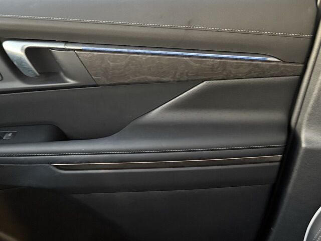 2025 Buick Enclave Avenir Kerrville TX