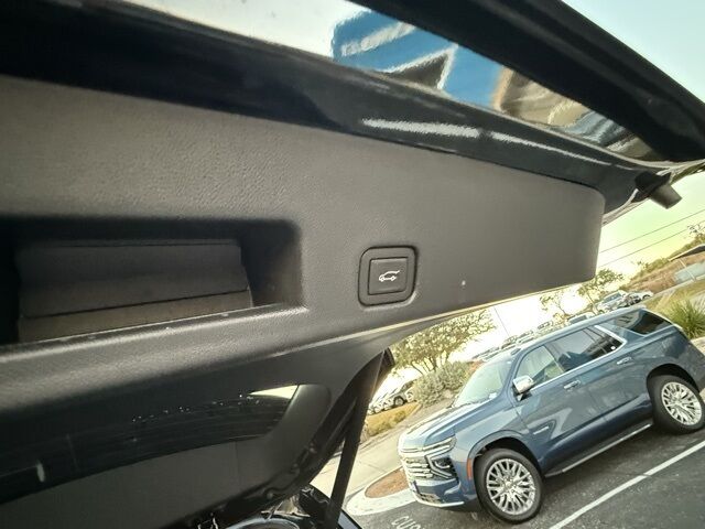 2025 Buick Enclave Avenir Kerrville TX