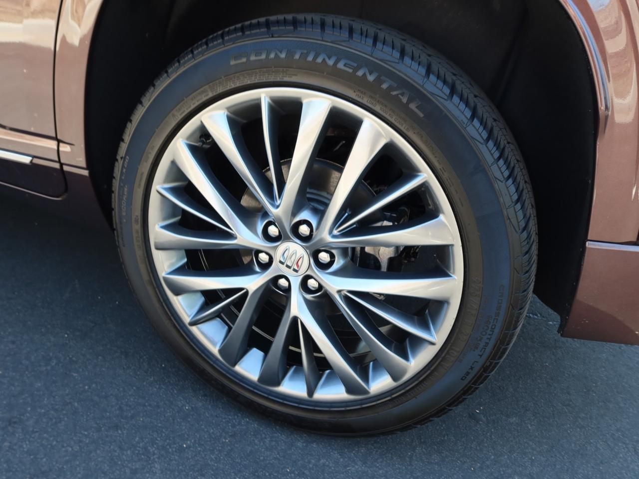 2025 Buick Enclave Avenir AWD Super Cruise 1-Owner Only 2,500 Miles Scottsdale AZ